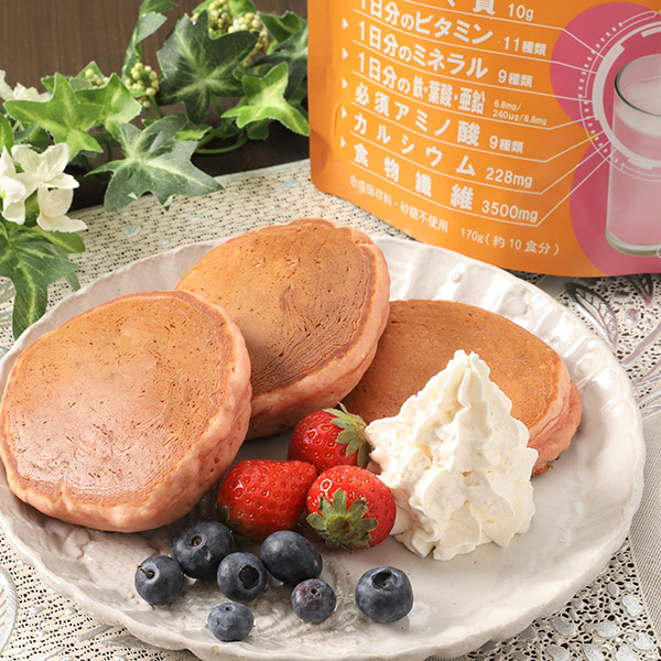 ストロベリーパンケーキ