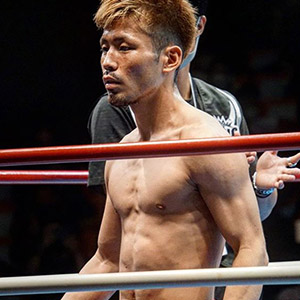 プロキックボクサー(フェザー級) 瀬川琉選手